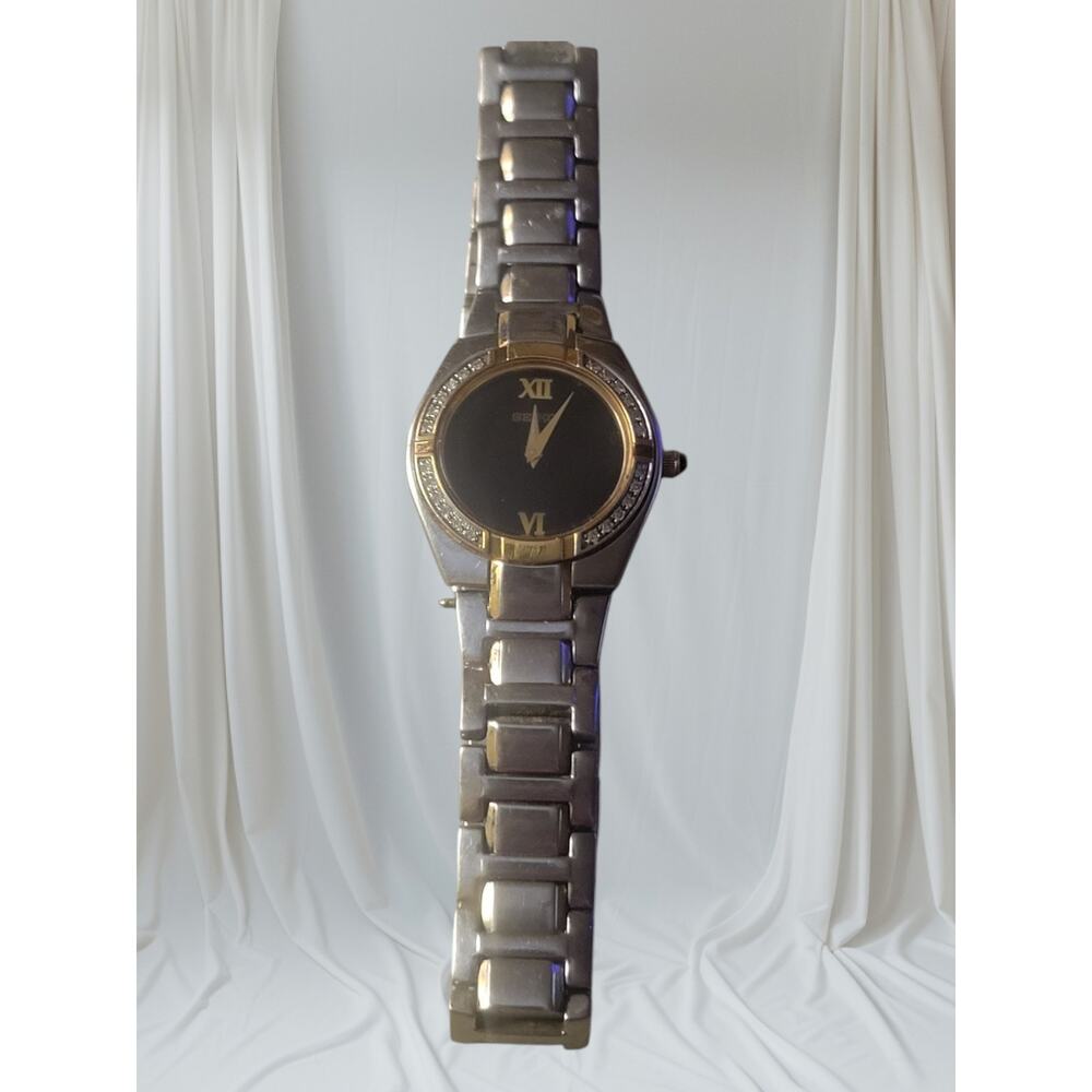 Seiko Ladies Seiko Dress Watch Black Dial Stones‎ around Bezel Elegant Classy